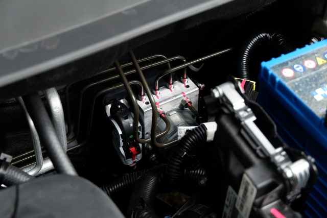 Modul ABS DFSK Glory i-Auto Foto: Aditya Pratama Niagara/kumparan