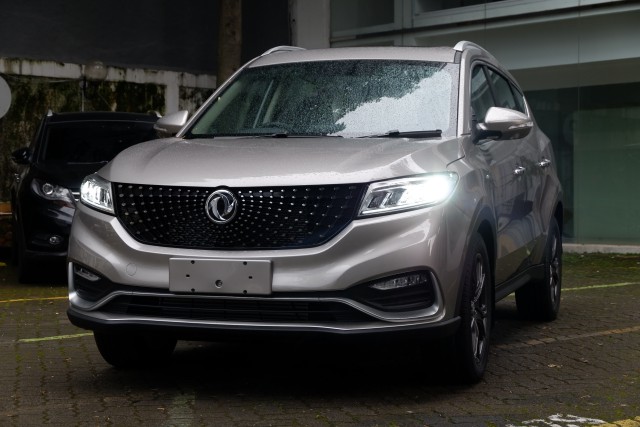 DFSK Glory i-Auto Foto: Aditya Pratama Niagara/kumparan