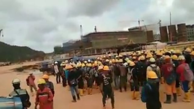 Cuplikan pekerja salah satu PT di Bintan protes. Foto: Istimewa