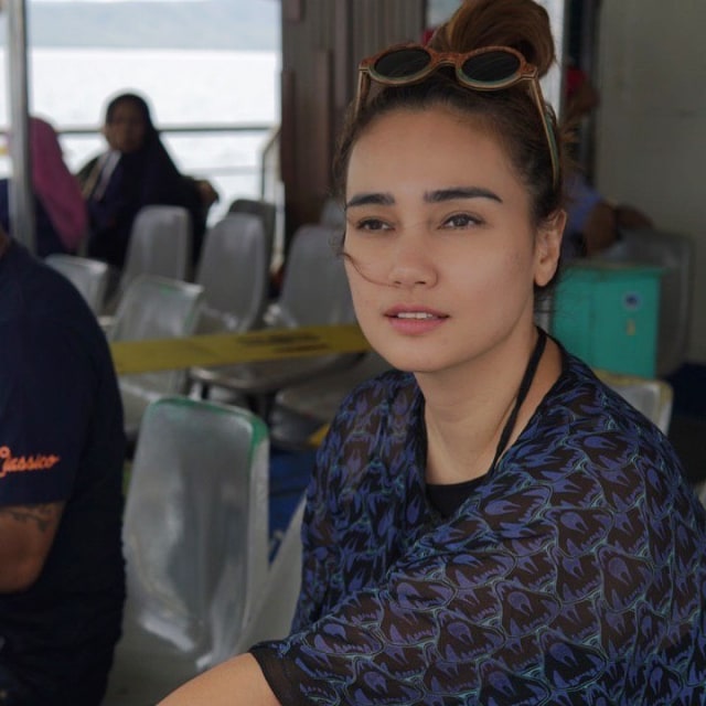 Pesinetron Feby Febiola. Foto: Instagram @febyfebiola_.