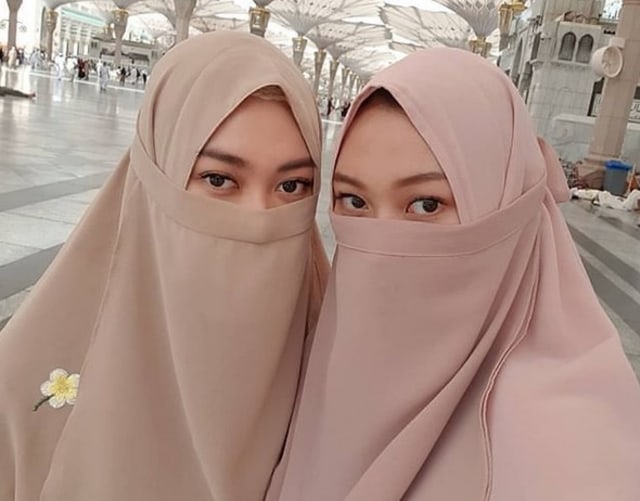 Ilustrasi foto wanita muslimah by Instagram.com/ukhtybercadarku