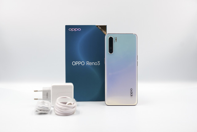 Paket penjualan Oppo Reno 3. Foto: Dok. Oppo