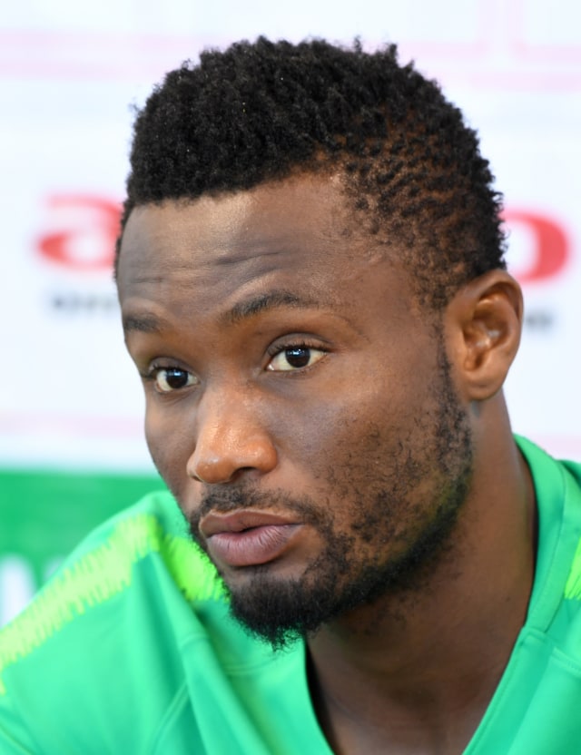 John Obi Mikel, eks penggawa Chelsea. Foto: PIUS UTOMI EKPEI / AFP
