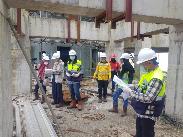 Tim Verifikator saat melakukan survey di PT Kapuas Prima Coal Tbk. Joko Hardyono/InfoPBUN