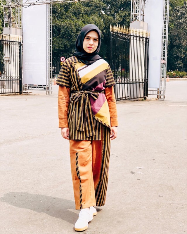 Presenter sekaligus dokter, Nycta Gina. Foto: Instagram @missnyctagina.