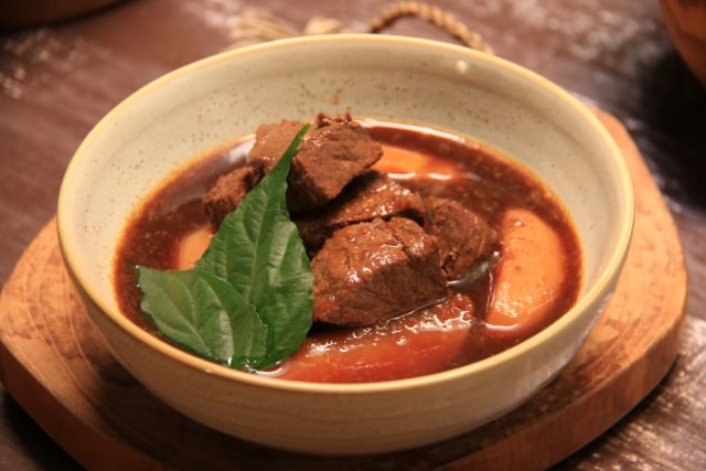 Ilustrasi semur daging sapi. Foto: shutterstock