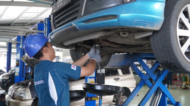 Servis bengkel resmi Suzuki Indonesia. Foto: dok. Suzuki 
