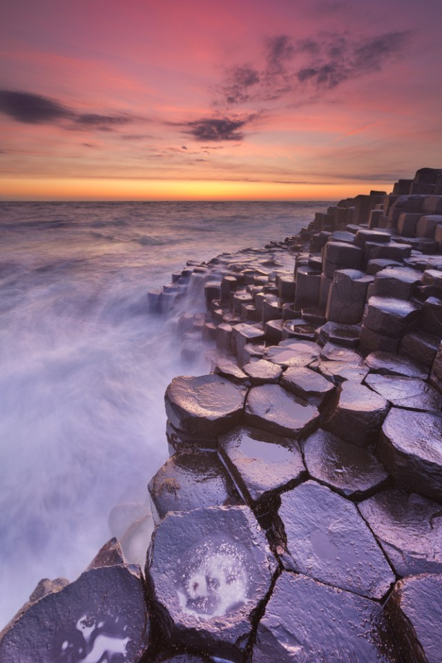 Pantai Giant's Causeway Foto: Shutter Stock