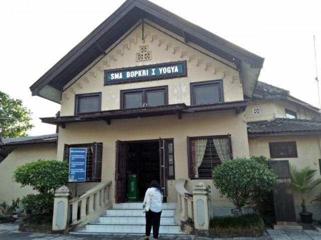 Gedung sekolah SMA BOPKRI 1 Yogyakarta. Foto: Birgita.
