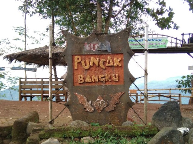 Puncak Bangku, negeri di atas awan dari Ciamis. Foto: Dok. Dispar Kabupaten CIamis
