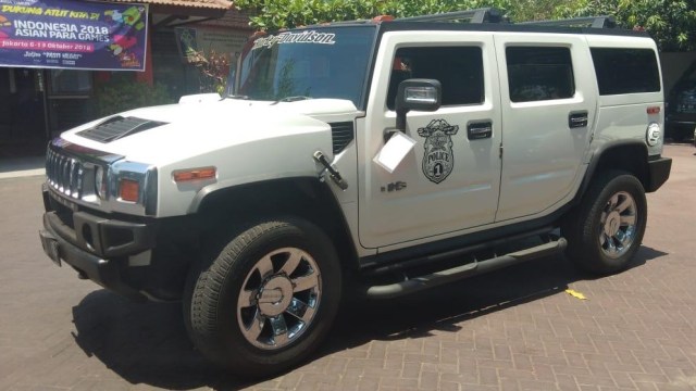 Hummer H2 yang dilelang KPK hasil sitaan dari eks Walkot Madiun Bambang Irianto.  Foto: Dok. Humas KPK 