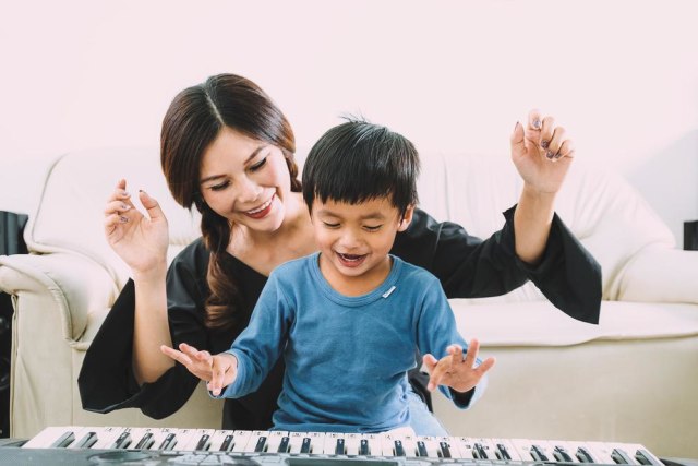 Ilustrasi hari ibu. Foto: Shutterstock