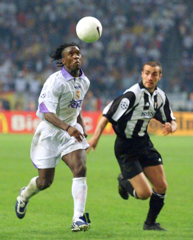 Clarence Seedorf saat beskostum Real Madrid. Foto: AFP/JACQUES DEMARTHON
