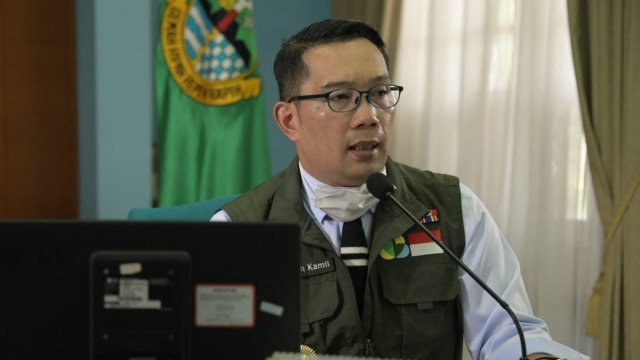 Gubernur Jawa Barat, Ridwan Kamil di command center penanganan virus corona Pemprov Jabar. Foto: Dok. Humas Pemprov Jabar