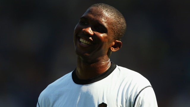 Samuel Eto'o saat bermain di Real Mallorca pada 2003. Foto: Getty Images/Ben Radford