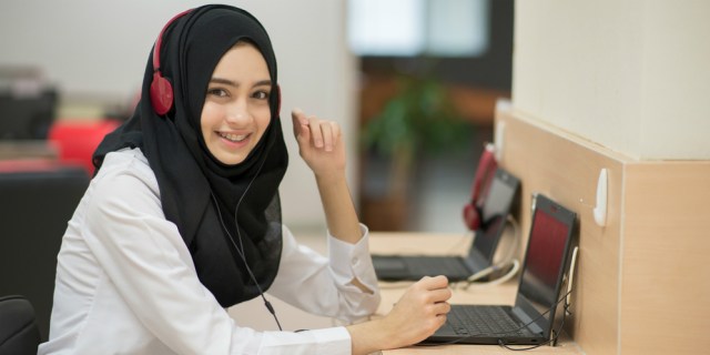 Ilustrasi kuliah online. Foto: Shutterstock