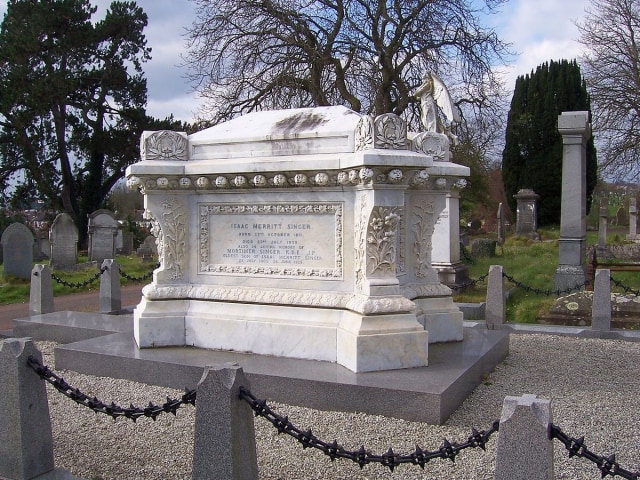 Makan Isaac Merritt Singe. Dok: Wikimedia/Ianmacm at English Wikipedia