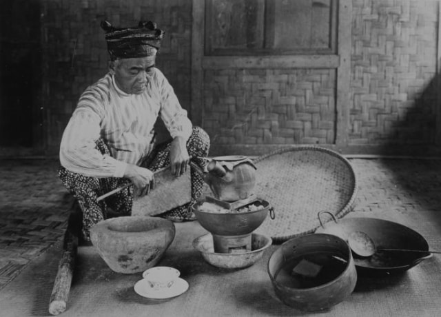 Ilustrasi Seorang Dukun Sedang Ritual, Dok: pixabay