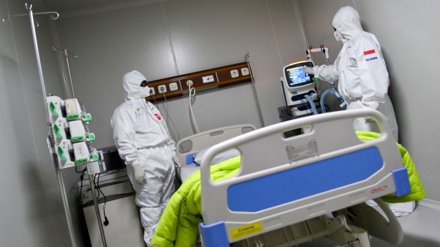 ilustrasi Ruang ICU untuk merawat pasien corona. Foto: ANTARA FOTO/M Risyal Hidayat