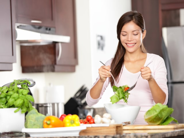 Ilustrasi kebiasan makan orang Jepang Foto: Shutterstock