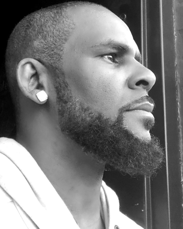 R. Kelly. Dok: Instagram @rkelly
