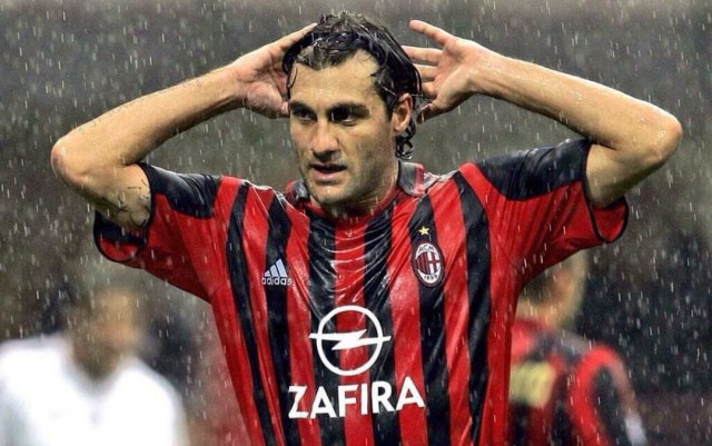 Bobo Vieri saat membela AC. Milan (sumber foto: instagram @christianvieri)