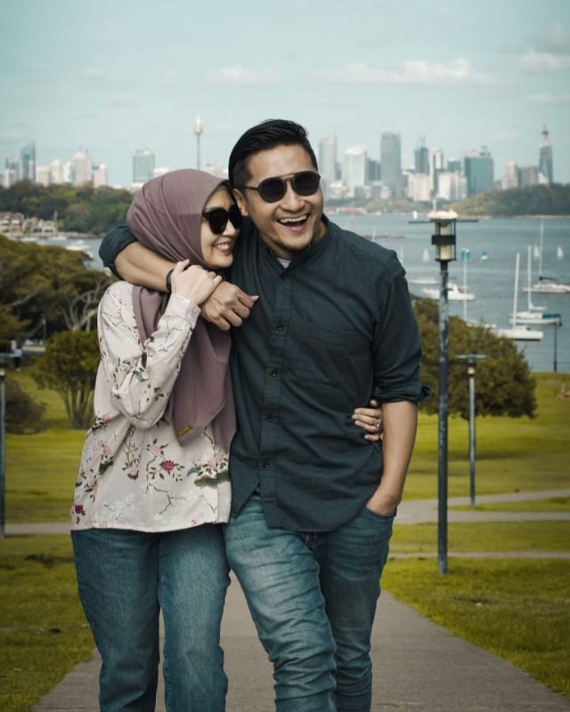 Fenita dan Arie Untung. Foto: Instagram @ariekuntung