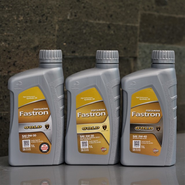 Pilihan Oli Pertamina Fastron Gold Foto: Muhammad Ikbal/kumparan