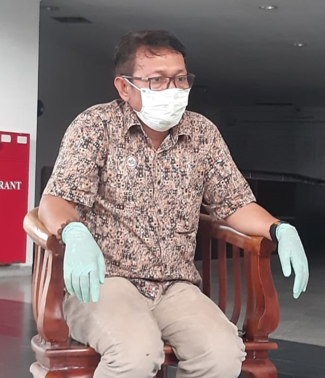 Juru Bicara Gugus Tugas COVID-19, La Ode Rabiul Awal. Foto: Wiwid Abid Abadi/kendarinesia.