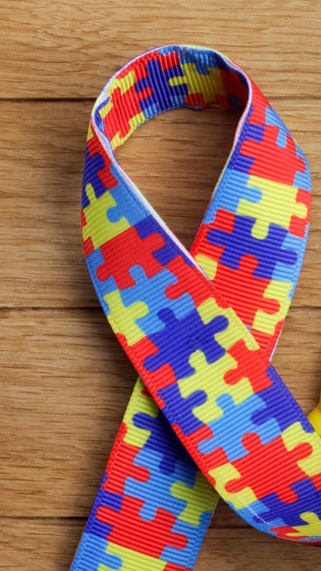 ilustrasi pita peduli autisme - PTR Foto: Shutterstock