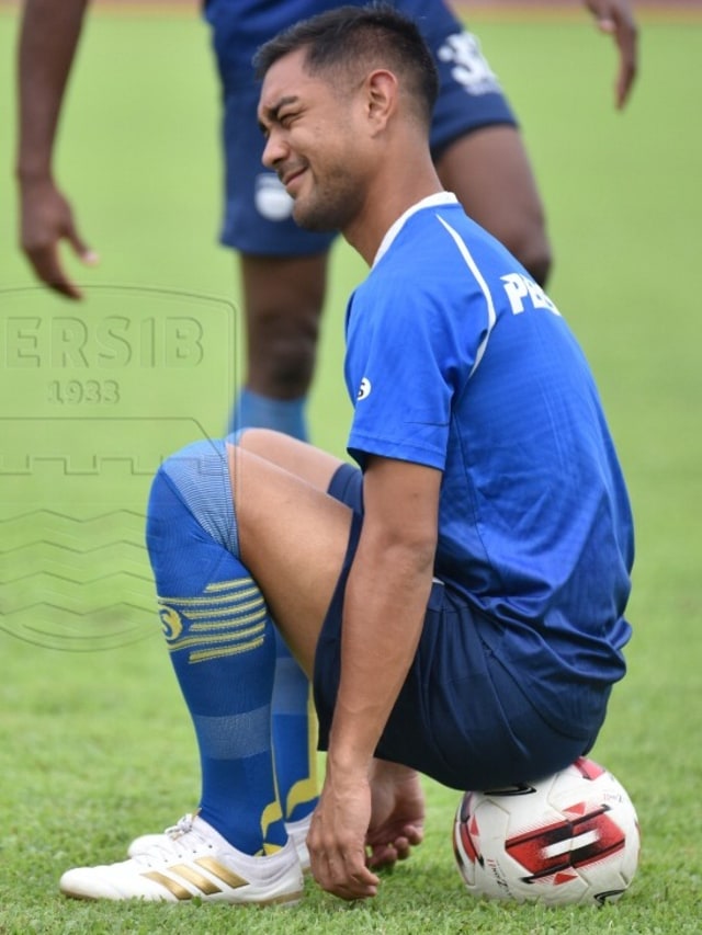 Pemain Persib Bandung, Omid Nazari. Foto: Dok. Media Persib Bandung