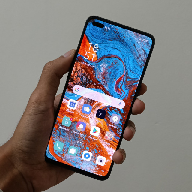 Oppo Reno 3 Pro. Foto: Aulia Rahman Nugraha/kumparan