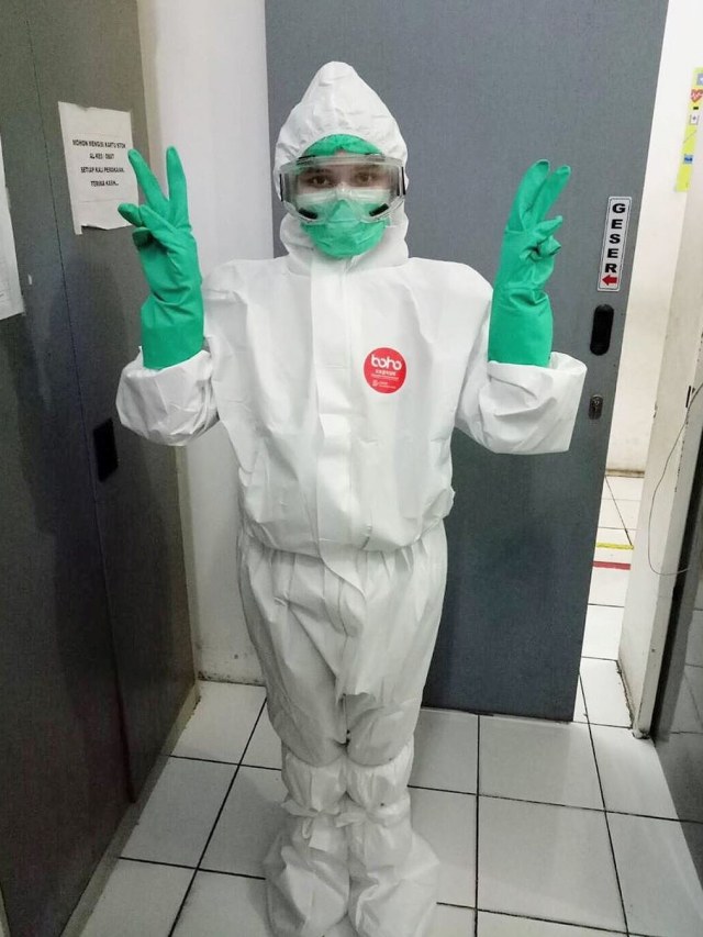 Sarah Shahab Adik Zee Zee Shahab. Foto: Instagram/@zeezeeshahab