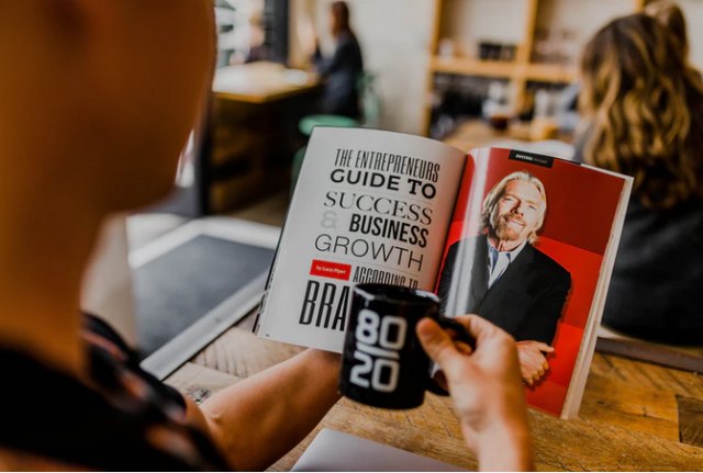 Ilustrasi entrepreneur | Photo by Unsplash/Austin Distel