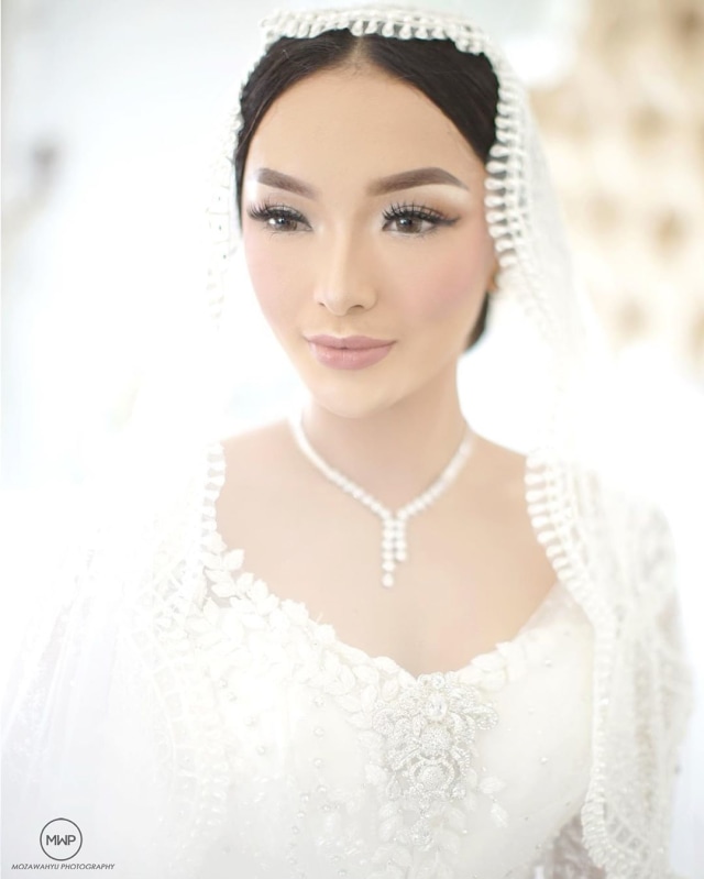 Zaskia Gotik dalam Riasan Karya Anpa Suha Foto: Instagram @anpasuha_official