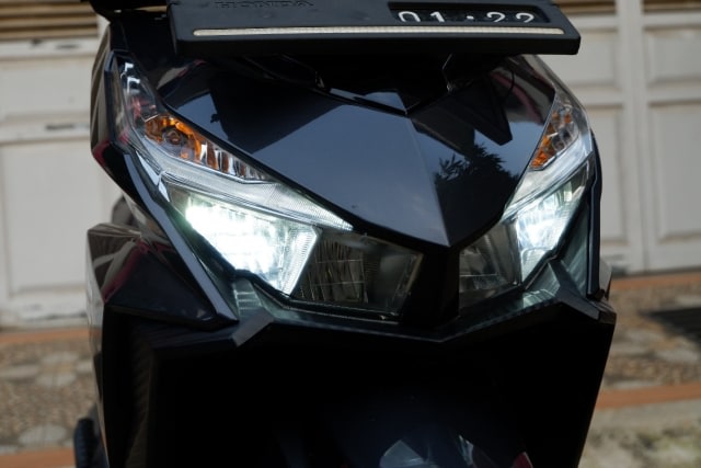 Pancaran lampu utama Honda Vario. Foto: Aditya Pratama Niagara/kumparan