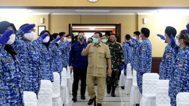 Menhan Prabowo Subianto bentuk Relawan Komponen Pendukung (Komduk) Pertahanan Negara Bidang Kesehatan hadapi COVID-19. Foto: Dok. Humas Kemhan