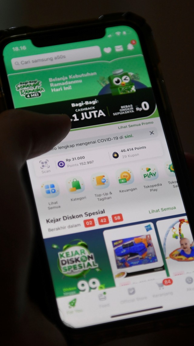 Tampilan aplikasi Tokopedia. Foto: ANTARA FOTO/Puspa Perwitasari