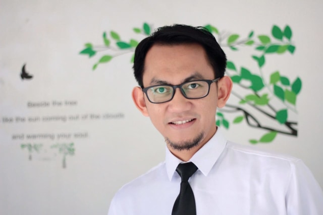 Lilis Sucahyo Bagikan Tips Mengurangi Dampak Radiasi Layar Gawai