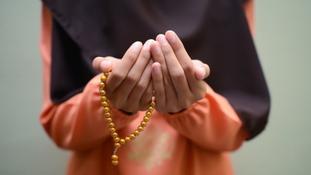 Ilustrasi Doa Agar Cepat Diberikan Jodoh dan Keturunan yang Baik Dalam Islam Foto: Shutterstock