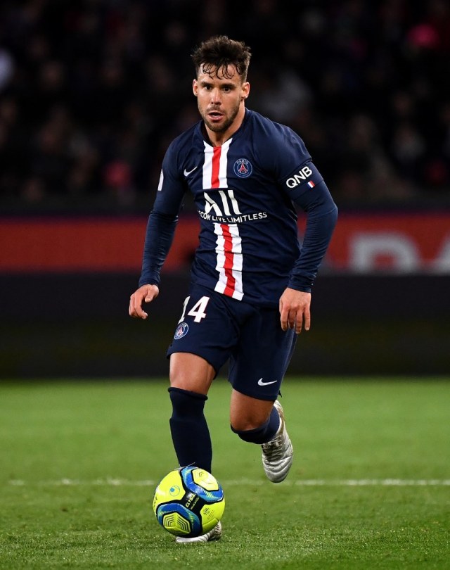 Bek kiri PSG, Juan Bernat.  Foto: FRANCK FIFE / AFP
