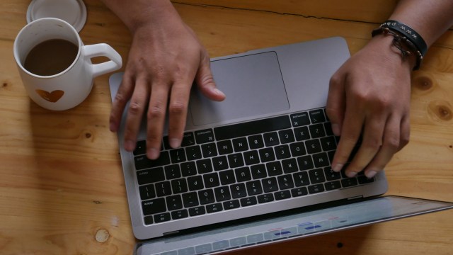 Ilustrasi bekerja. Foto: Jamal Ramadhan/kumparan