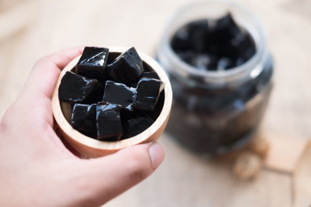 Ilustrasi cincau hitam. Foto: Thinkstock