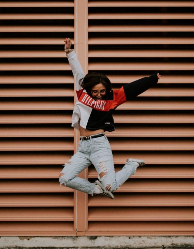 Ilustrasi zodiak mengatasi perasaan kecewa. Foto: Unsplash/Hannah Busing