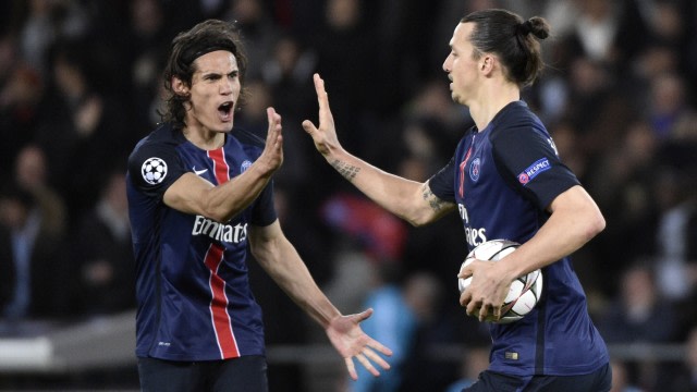 Ibrahimovic dan Cavani saat masih berkostum PSG. (Foto: Martin Bureau/AFP)