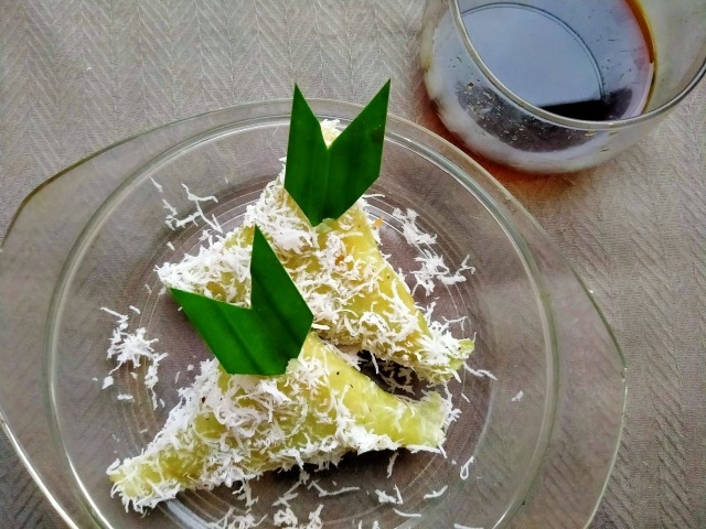 Kue Lupis bisa menjadi salah satu pilihan menu buka puasa. Foto: Lydia Salsabilla/Hi!Pontianak