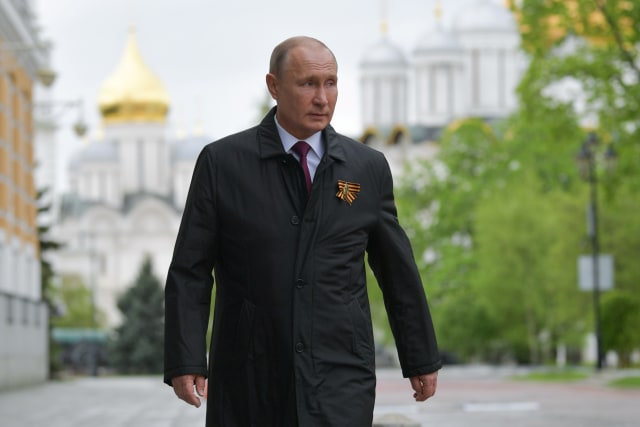 Presiden Rusia pada perayaan Victory Day di Moskow, Rusia. Foto: SPUTNIK/Alexei Druzhinin/Kremlin via REUTERS 