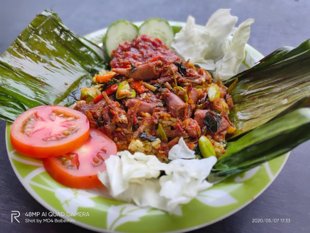 Nasi bakar Cumi Asin.