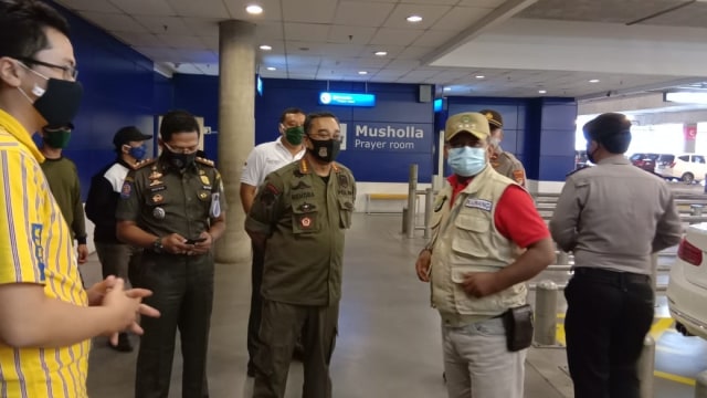 Penutupan IKEA Alam  Sutra, Tengarang. Foto: Dok. Istimewa