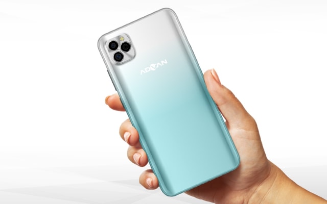 Smartphone Android Advan G5. Foto: Advan